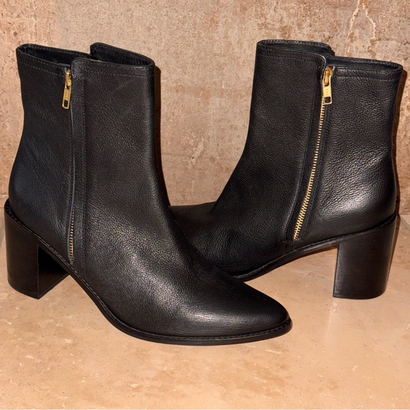 Seychelles Black Leather Womens Zipper Ankle Boots NWOT Size 10 - Picture 2 of 12